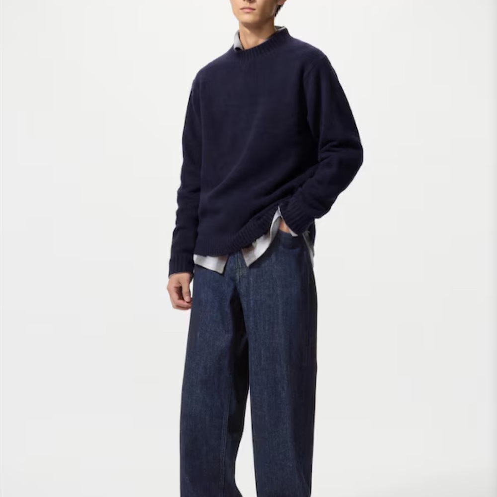 Uniqlo NwT current season Men's (28) Dark Blue Relaxed Jeans